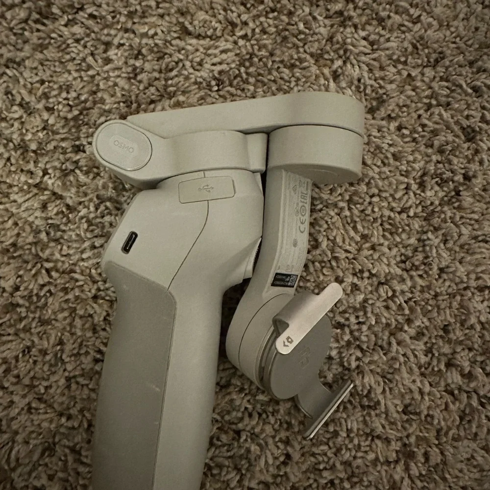 DJI Osmo Mobile 3 Beige Gimbal